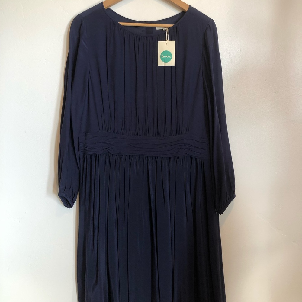 Boden Long Sleeve Selina Dress in Navy